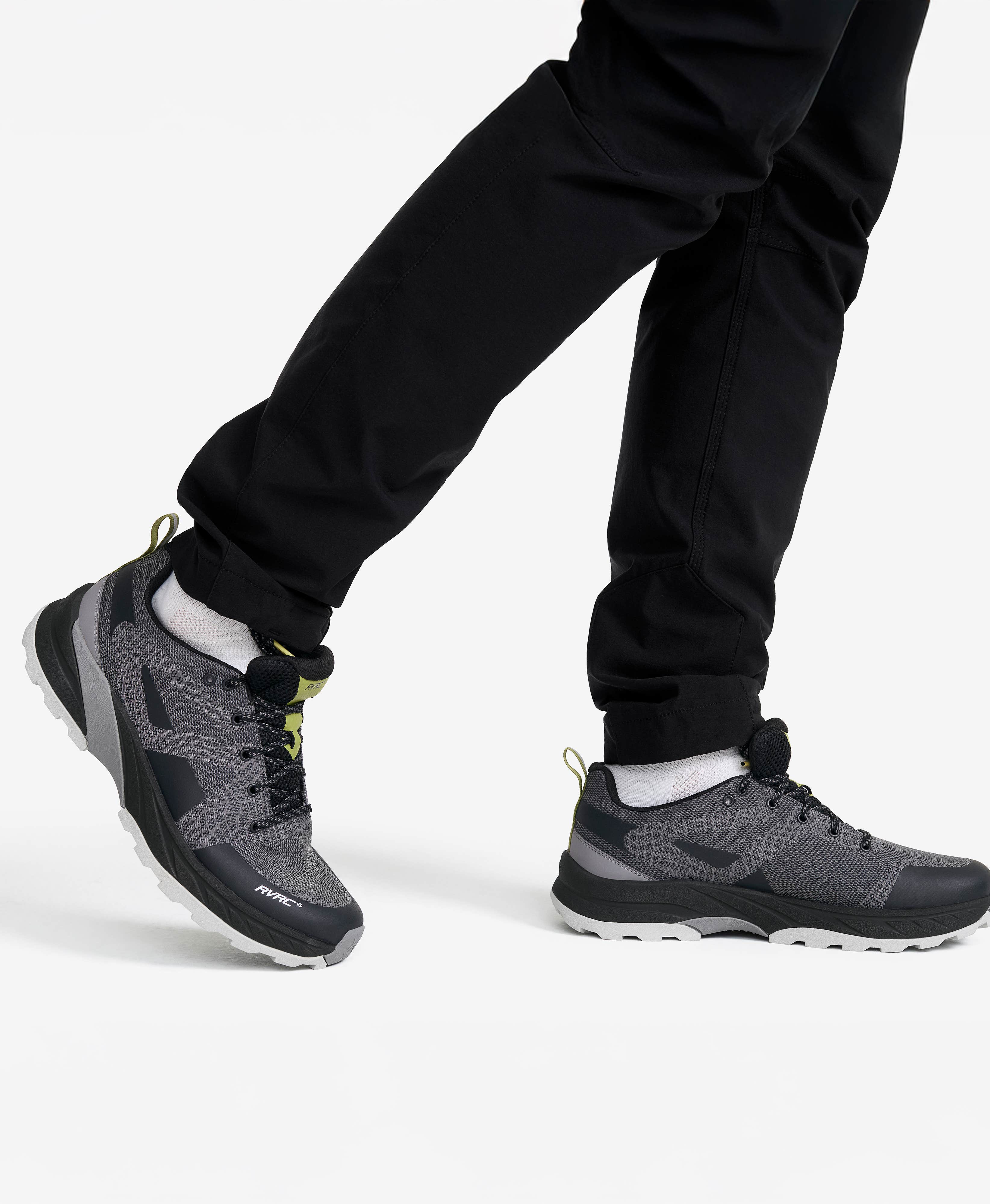 Daytrek Walking Shoes Men