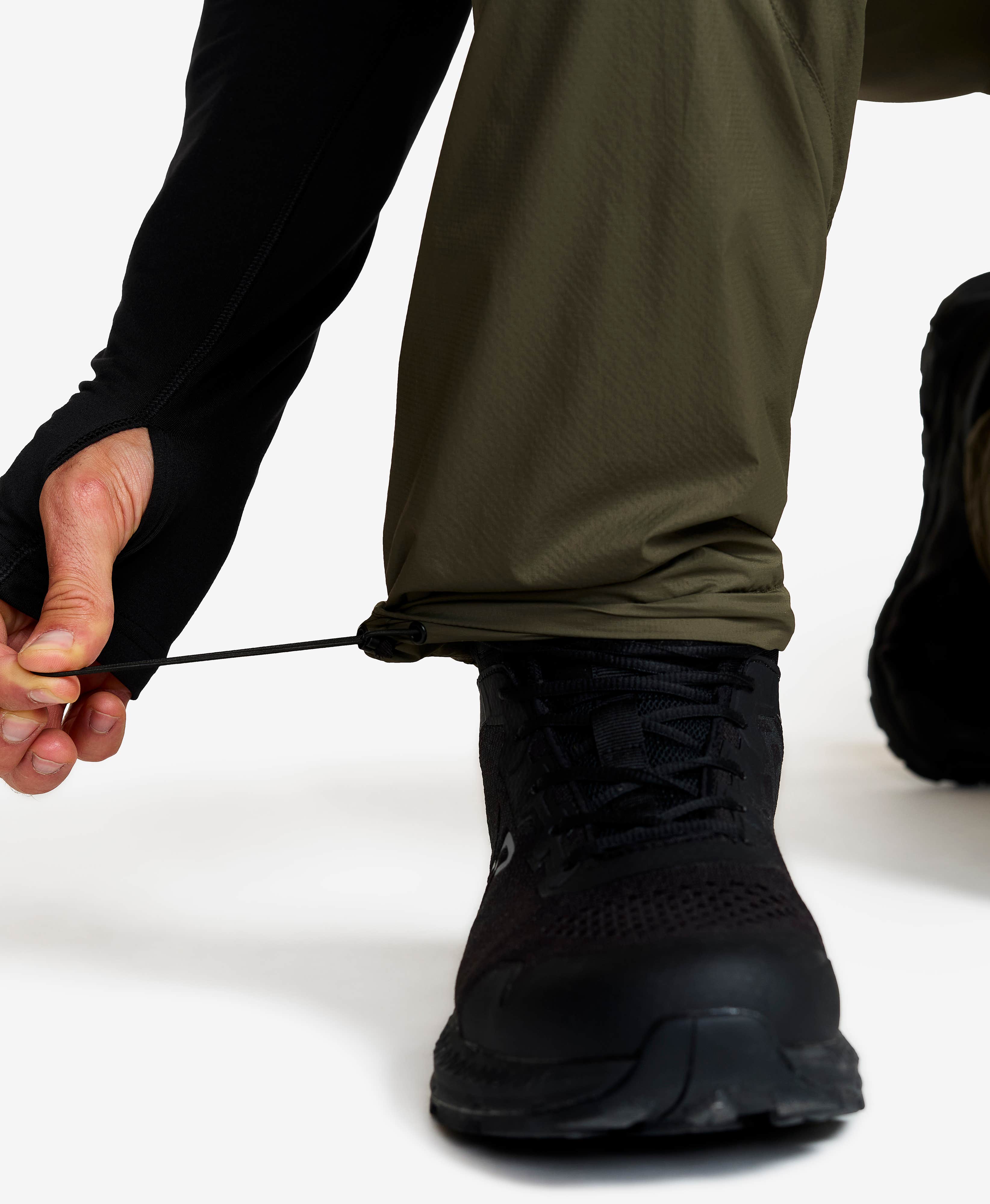 Brisk Tech Fleece-lined Pants Men