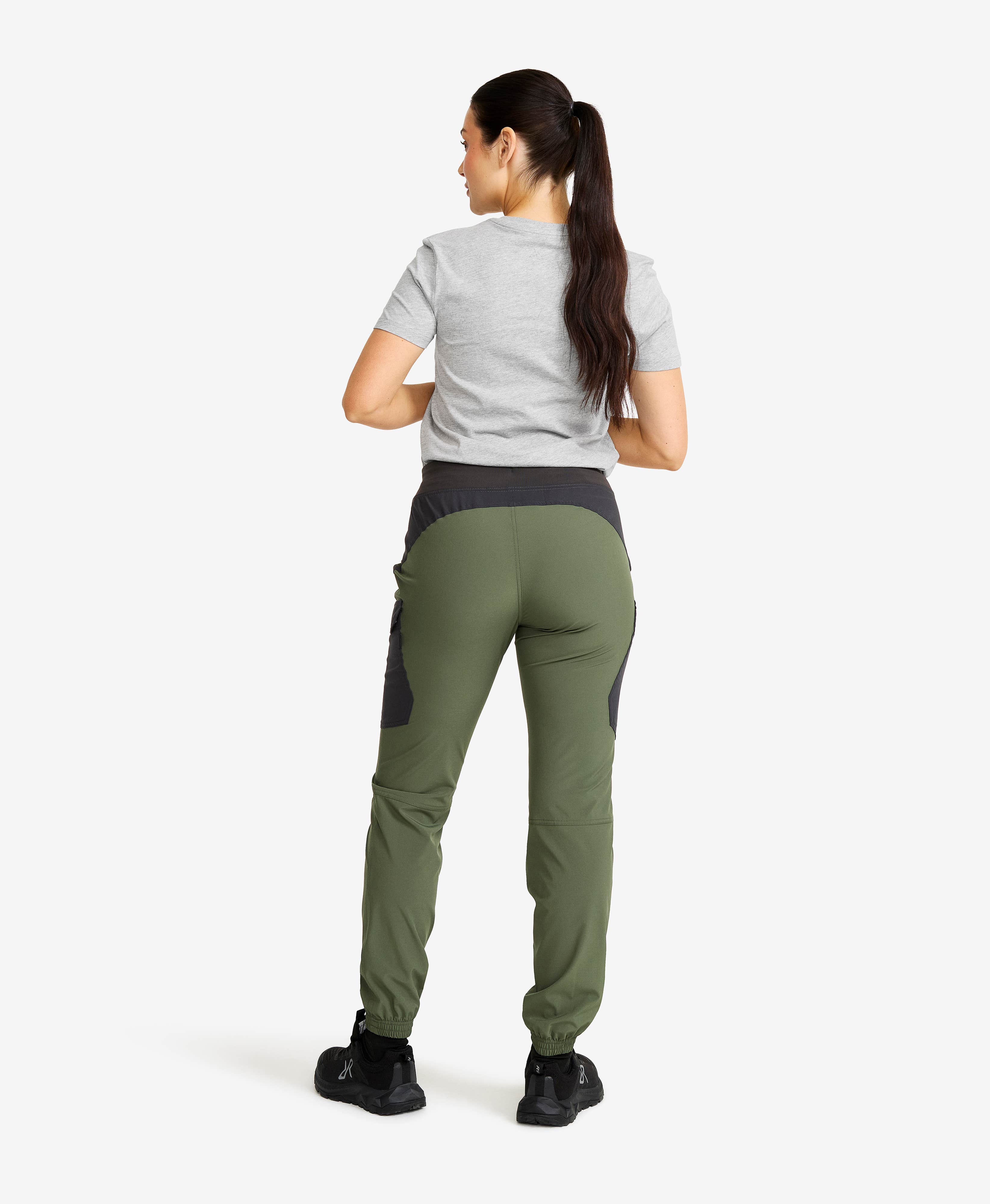 Verge Stretch Cargo Pants Women