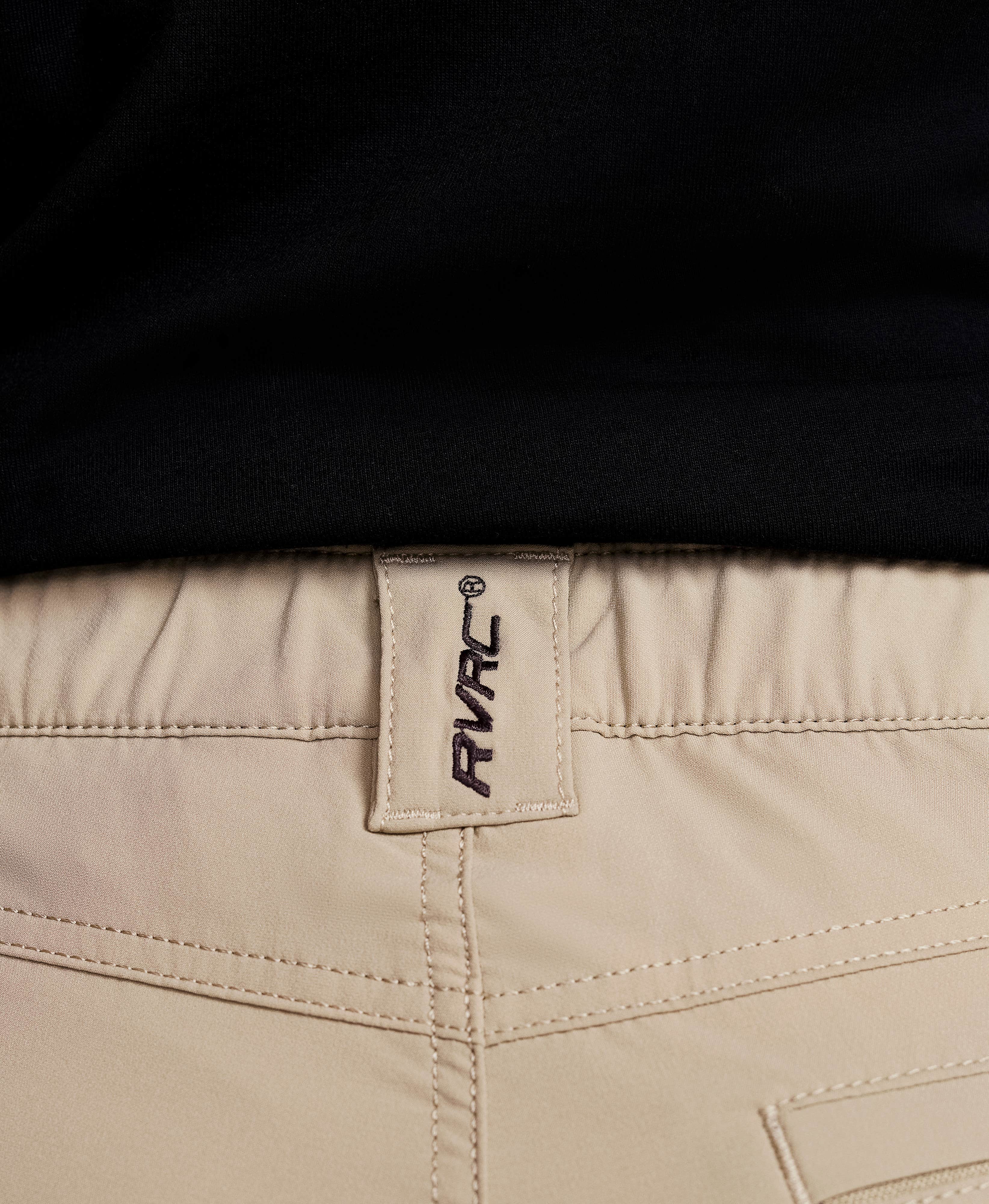 Adventure Cargo Stretch Shorts Women