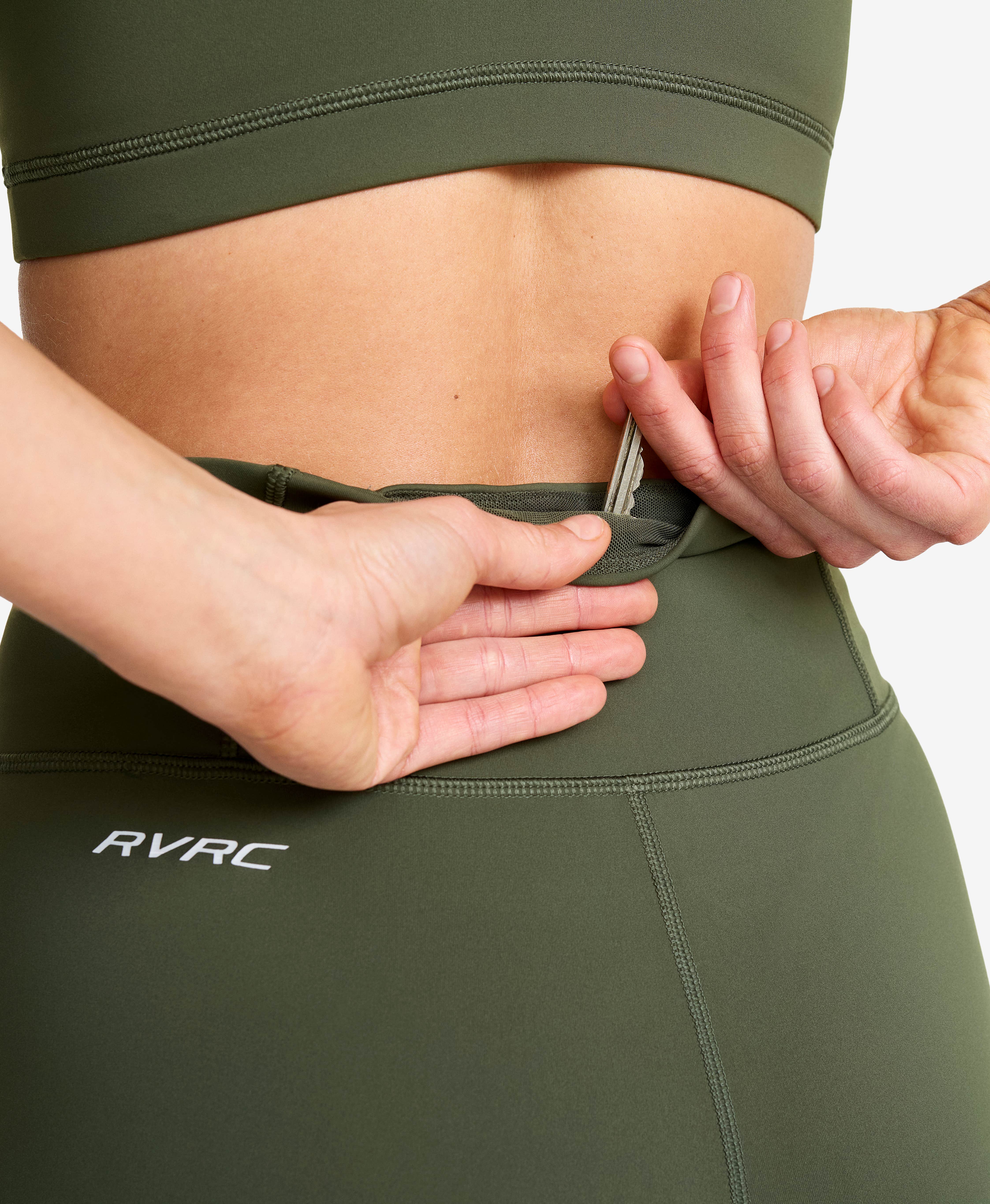 Flow High-waisted Hotpants Women