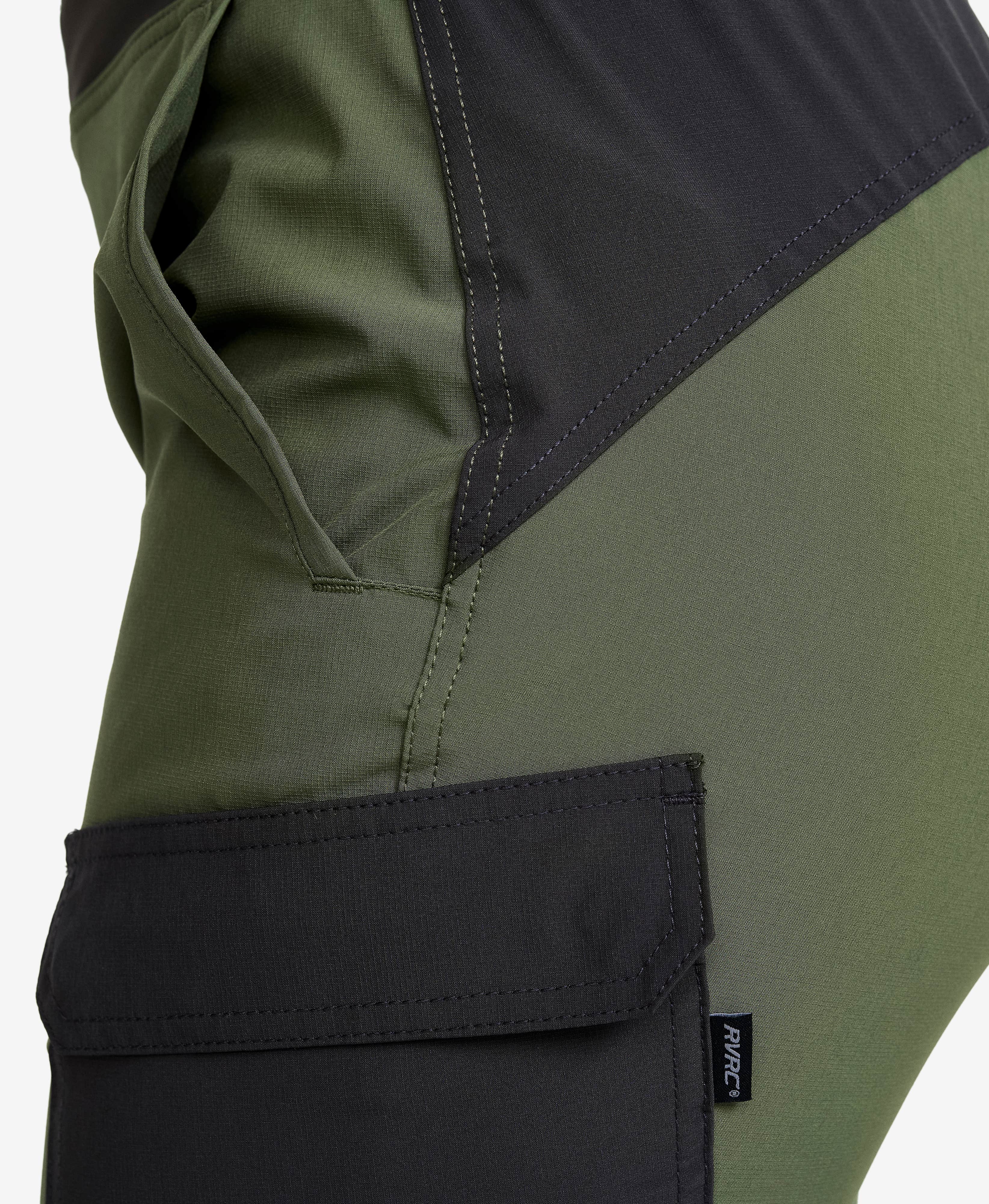 Verge Stretch Cargo Pants Women