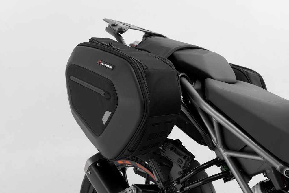 SW-Motech PRO BLAZE H saddlebag set - Black. KTM 125 / 390 Duke (17-23).