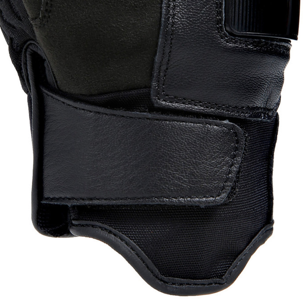 Dainese Carbon 4 Short Motorcycle Gloves