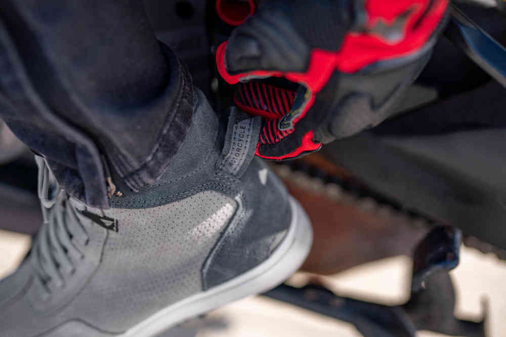 SHIMA SX-2 Evo perforated Motorcycle Shoes