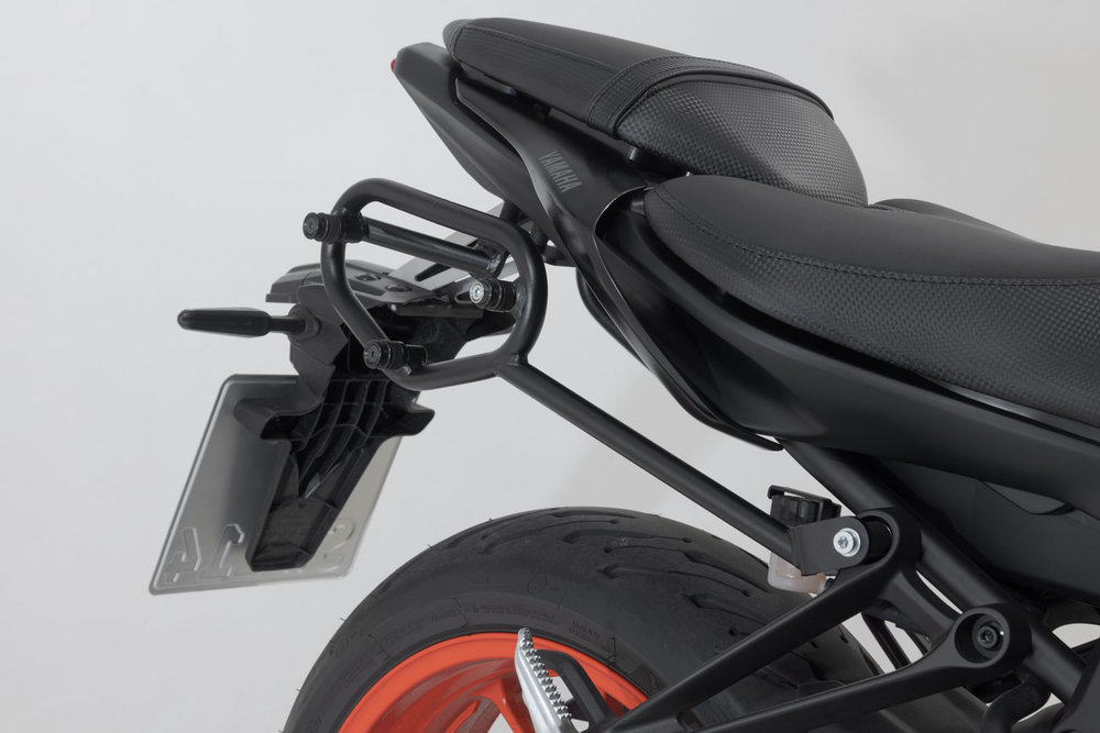 SW-Motech URBAN ABS side case system - 2x 16,5 l. Yamaha MT-07 (18-24).