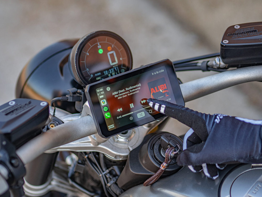 CHIGEE AIO-5 Play Motorcycle Multimedia System