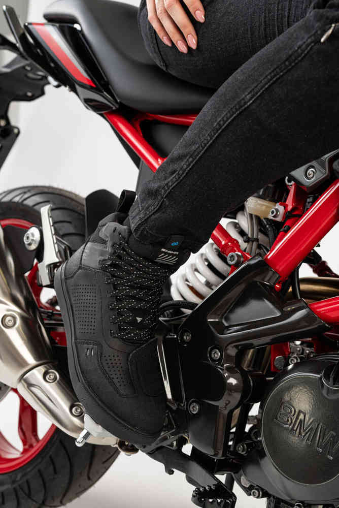 SHIMA Rebel Vented 2.0 perforated Ladies Motorcycle Shoes