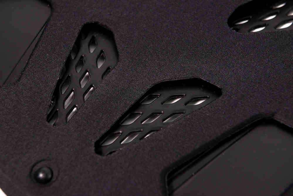 Circuit Equipment C84 Defender Off-Road Chest Armor