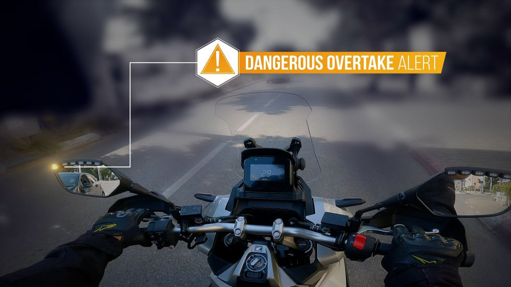 Ride Vision 2 Pro with LED indicators Rider Assistance System