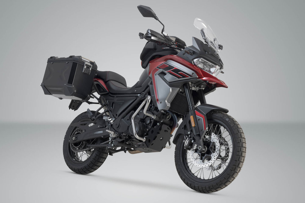 SW-Motech TRAX ADV aluminium case system - Black. 37/45L. Voge 650 DS/X (22-).