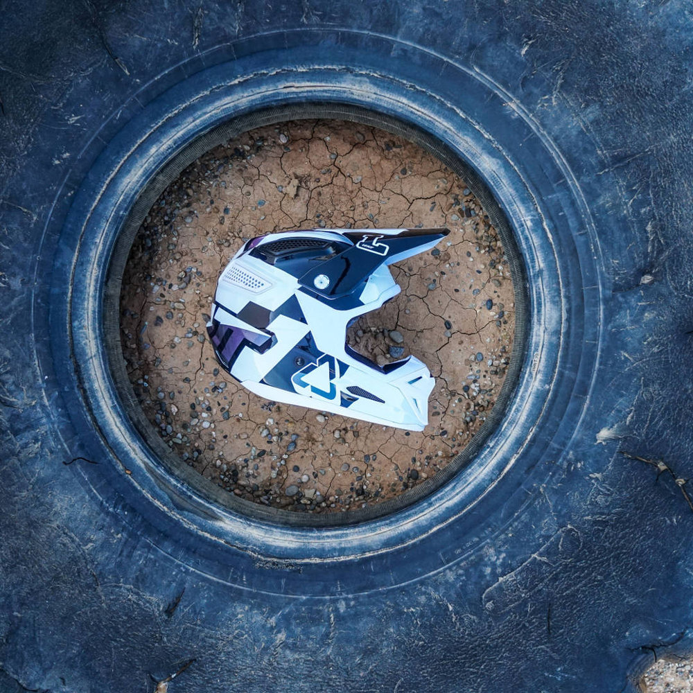 Leatt GPX 5.5 Composite V19.1 Motocross Helmet