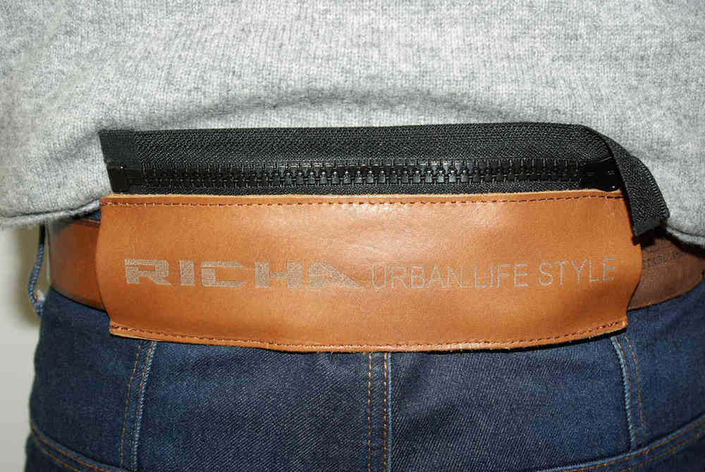 Richa Connecting Belt