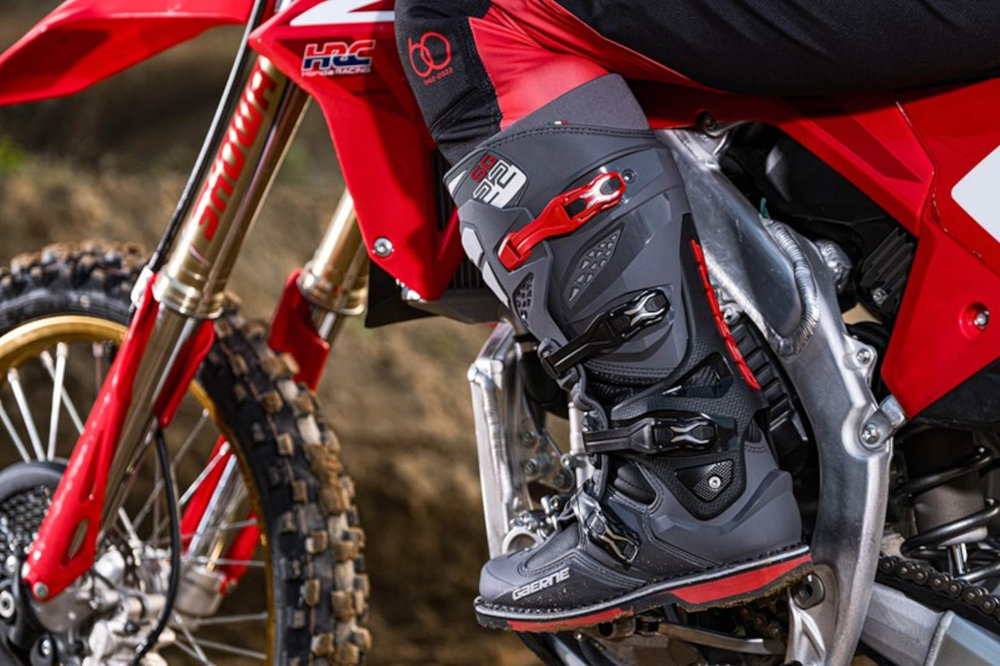 Gaerne SG-22 Motocross Boots