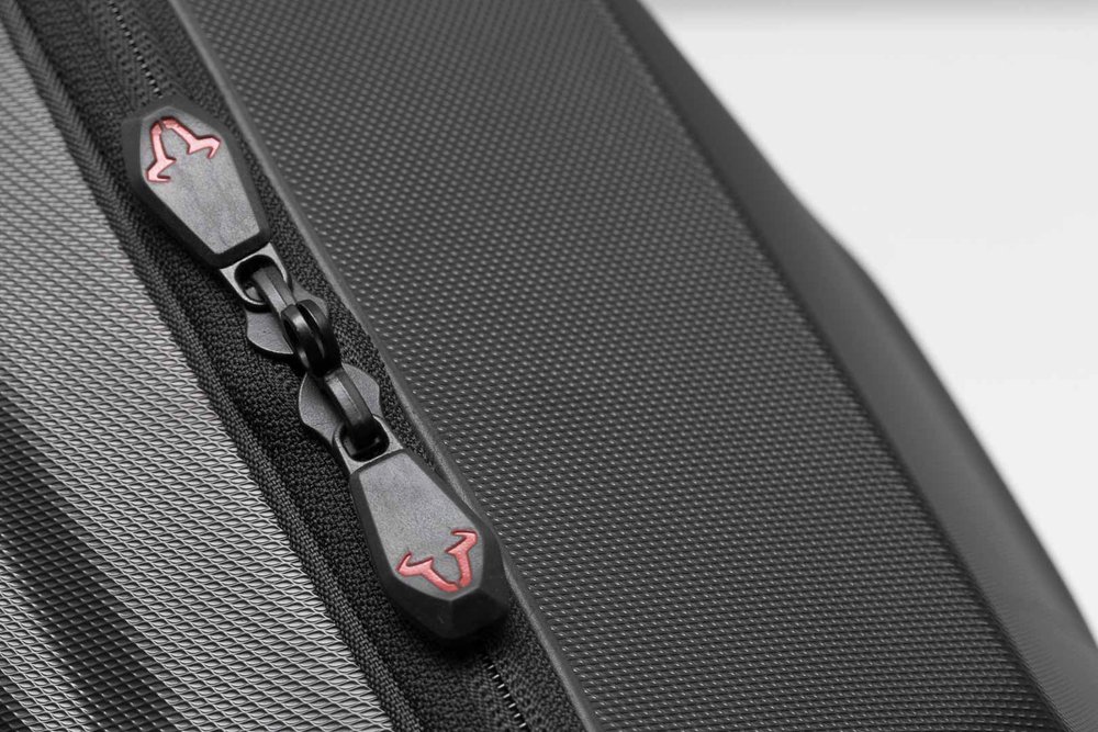 SW-Motech URBAN ABS side case right - 16,5 l. ABS plastics. For SLC side carrier right.