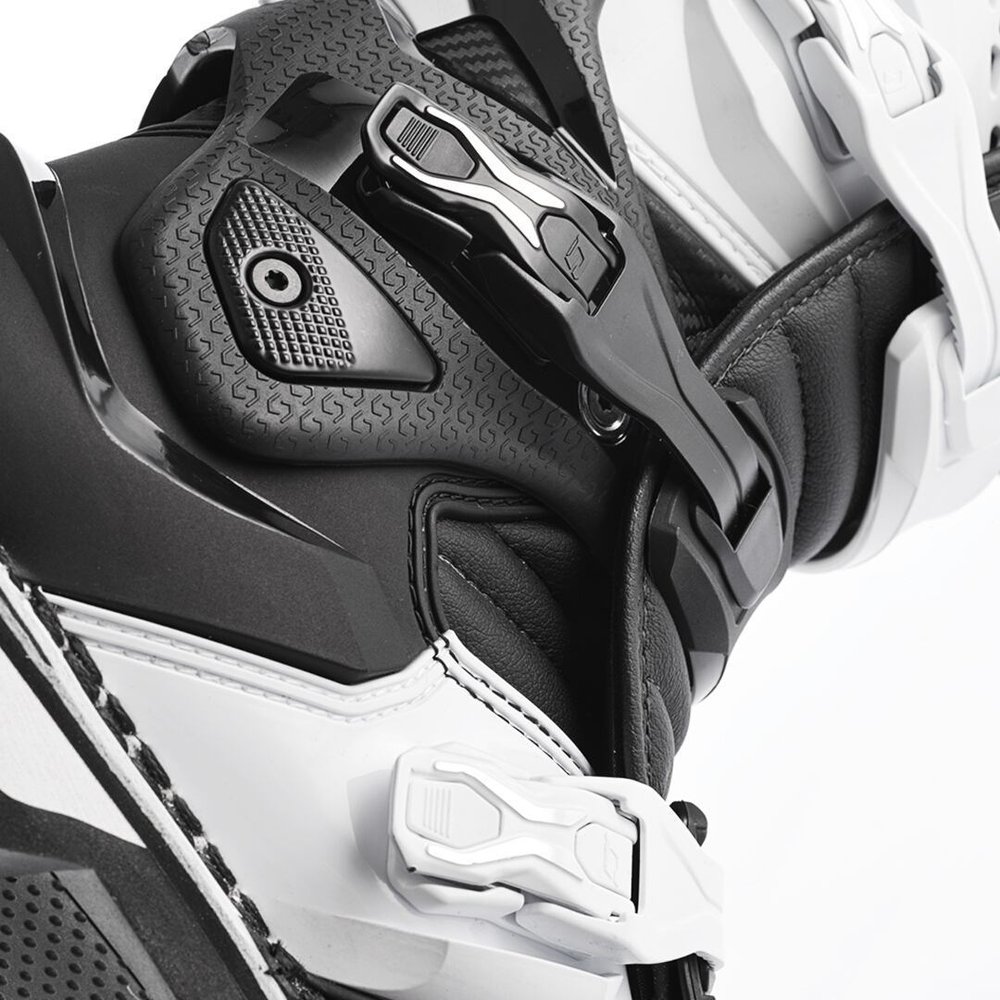 Gaerne SG-22 Motocross Boots