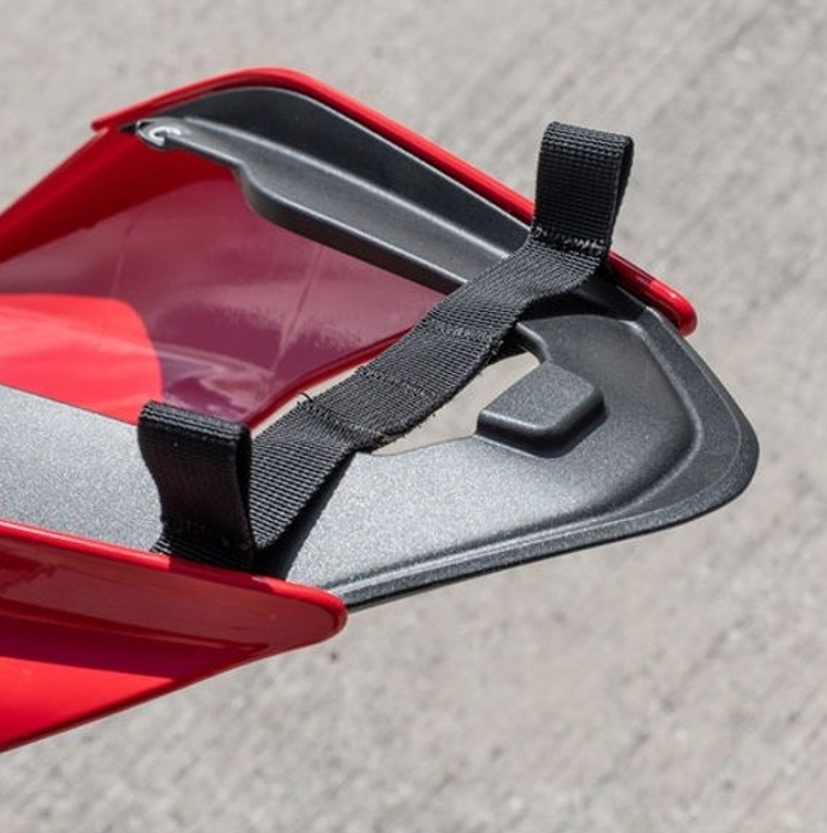 Kriega US-Drypack Ducati Panigale V4 Fitting Kit