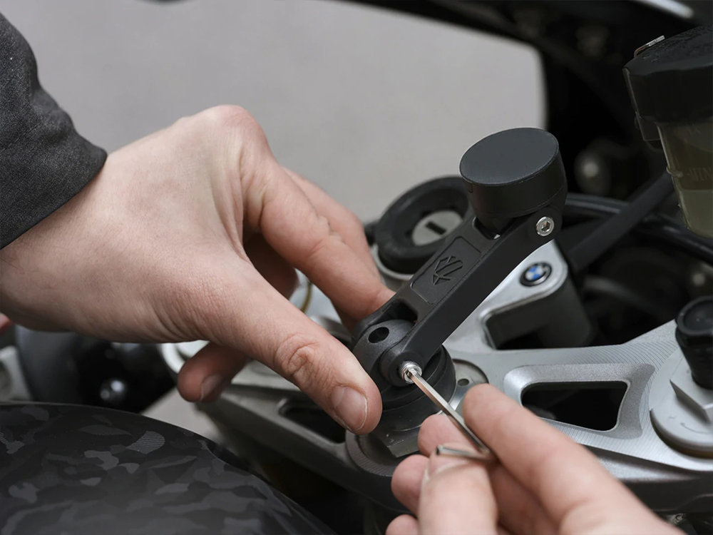 Shapeheart Motorcycle Bundle Boost Magnetic Smartphone Mount for Motorcycle Stem Handlebars