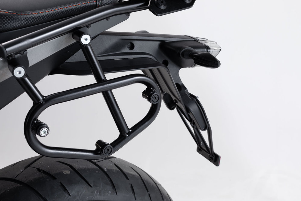 SW-Motech URBAN ABS side case system - 1x 16,5 l. KTM 790 Duke (18-) / 890 Duke R (19-).