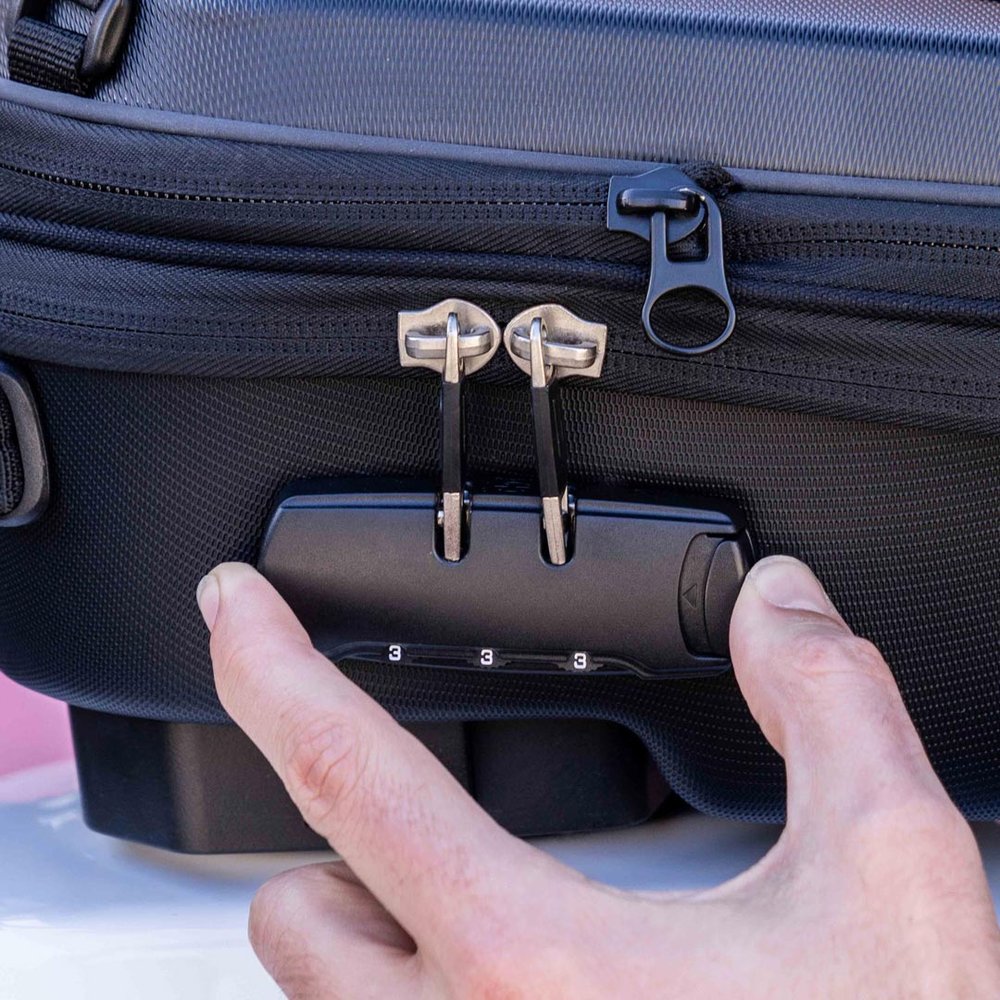 SHAD E09CL PRO Click System Tank Bag