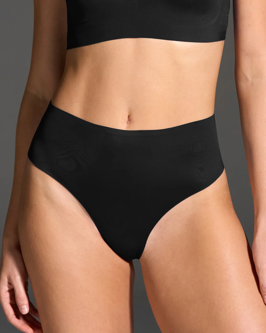 Black Highwaisted Thong