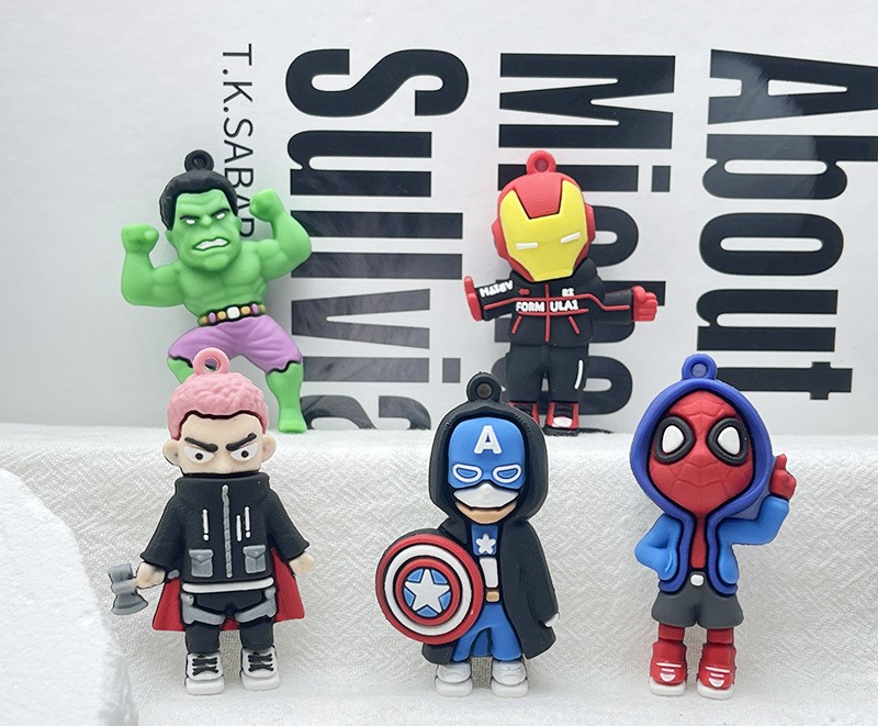 Superhero keychain pendant drops randomly
