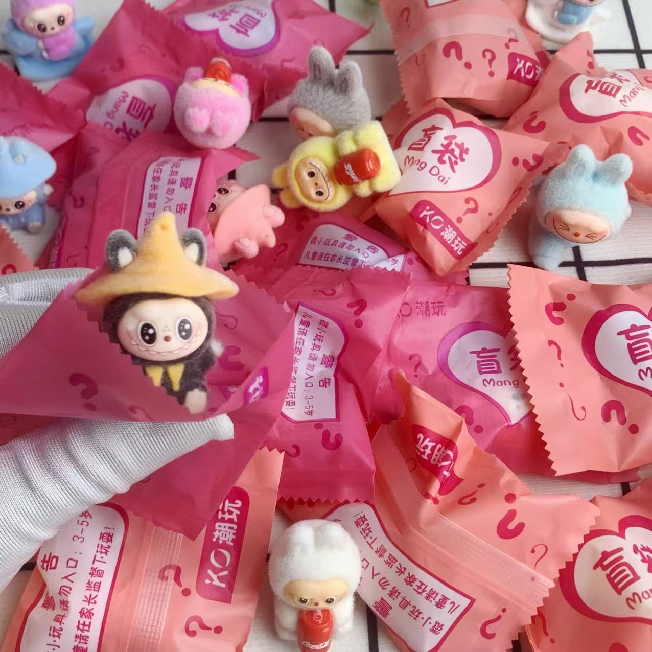 Labubu-Soft plush version of Rabub mini pendant for mobile phone clip