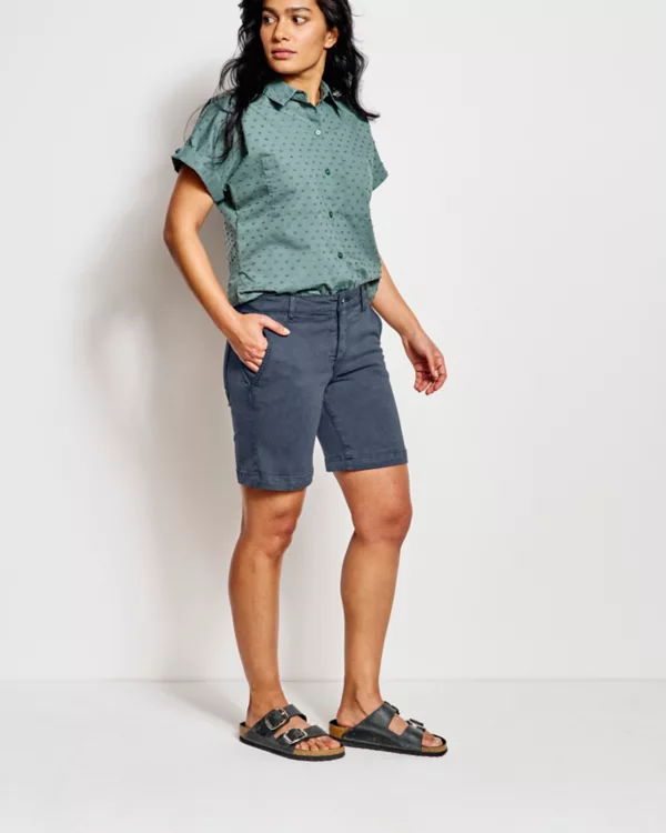 Kut from the Kloth® Stretch Twill Catherine Boyfriend 7" Shorts