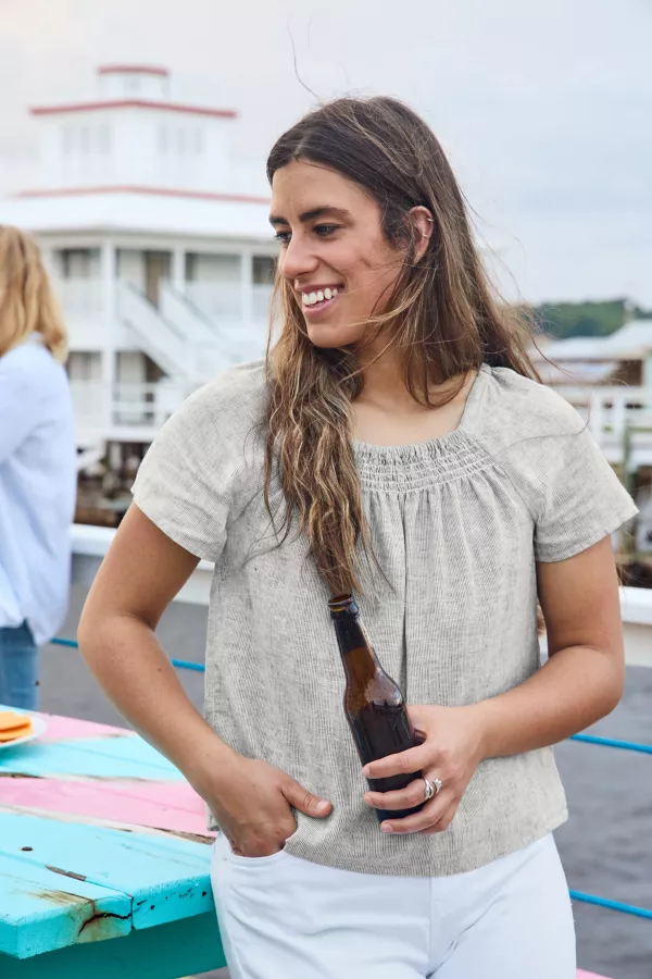 Performance Linen Square-Neck Short-Sleeved Top