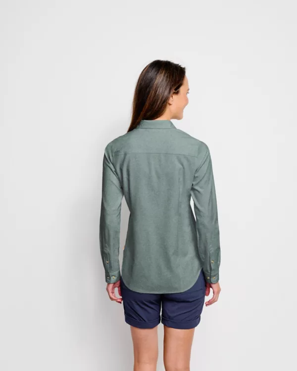 Women's Long-Sleeved Tech Chambray Work Shirt