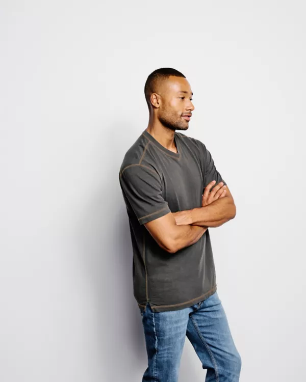 Montana Morning® High V-Neck Short-Sleeved T-Shirt