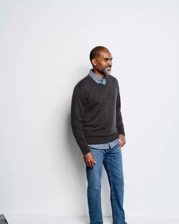 Merino V-Neck Long-Sleeved Sweater