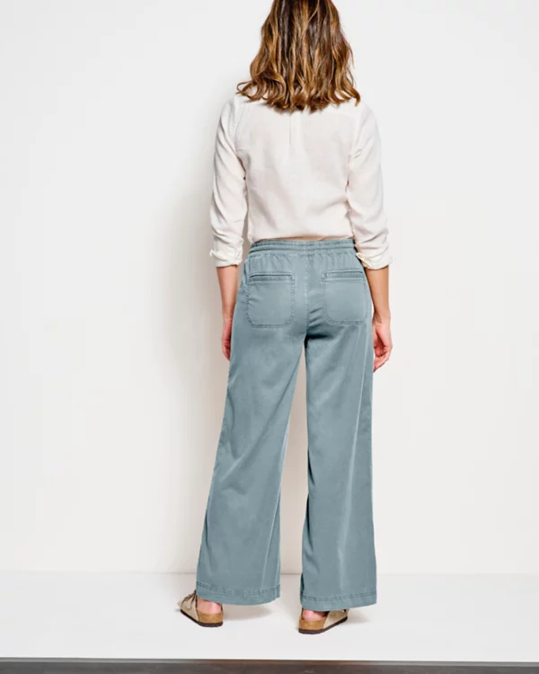 Explorer Wide-Leg Pants