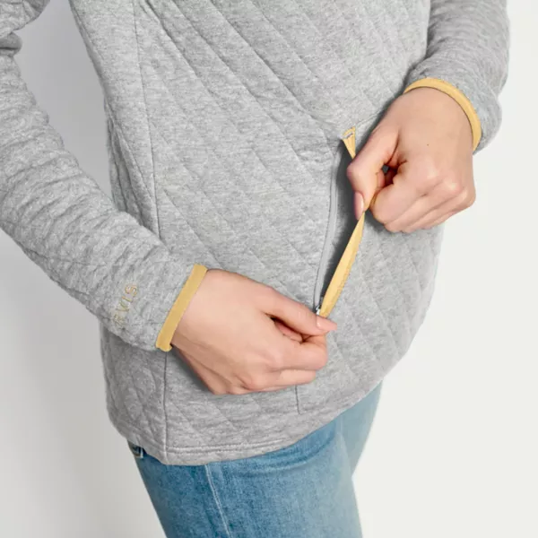 Women's Outdoor Quilted Snap Sweatshirt