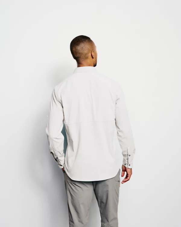 Long-Sleeved Open Air Caster