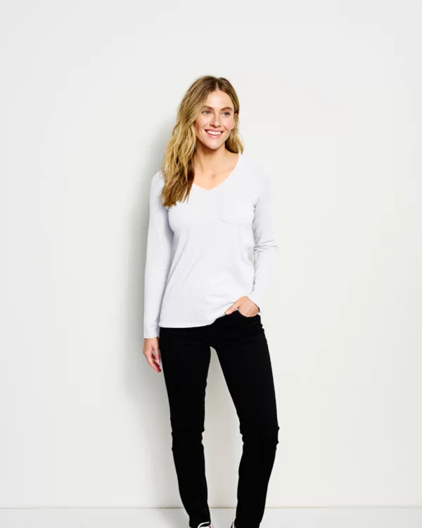 Canyon V-Neck Long-Sleeved Tee