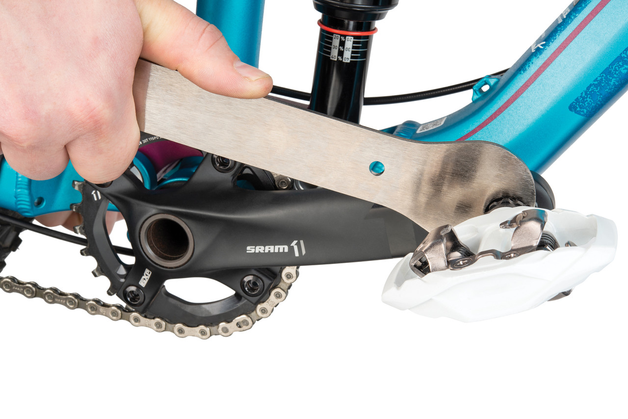 Park Tool HCW-16.3 Chain Whip and Pedal Wrench