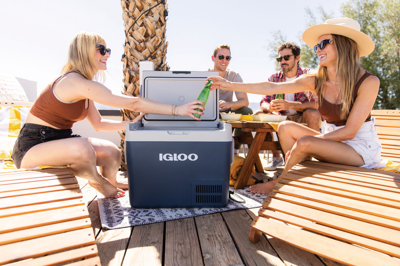 Igloo ICF Compressor 60QT Cooler