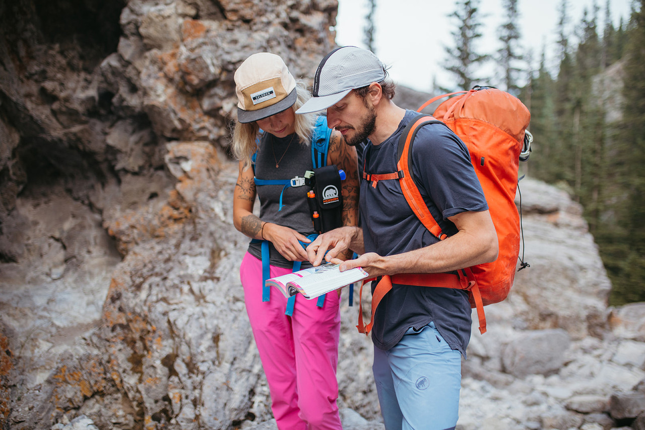 Kodiak Bear Necessities Holster Kit 225g with 6 bear bangers