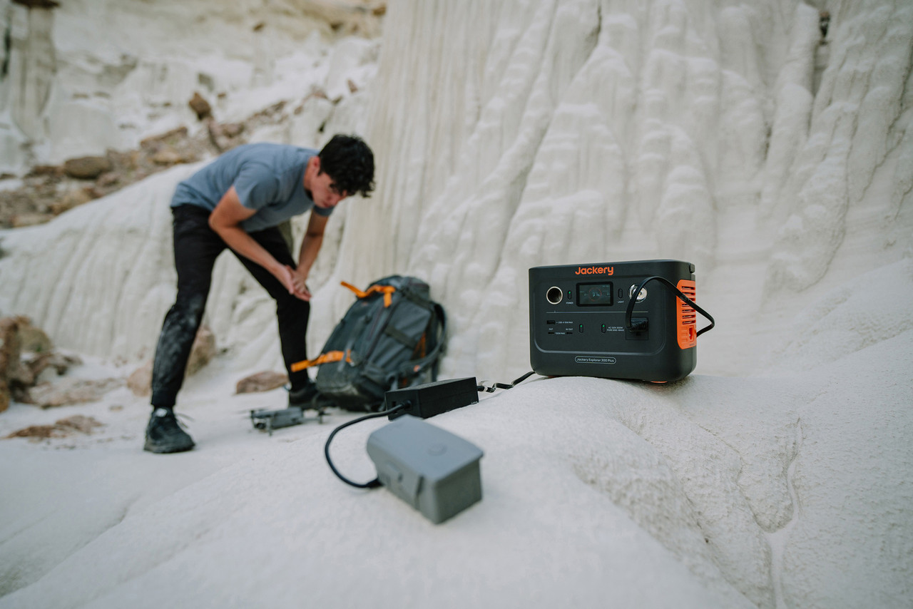 Jackery Explorer 300 Plus Power Bank