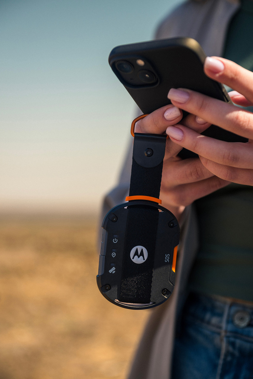 Motorola Defy Satellite Link