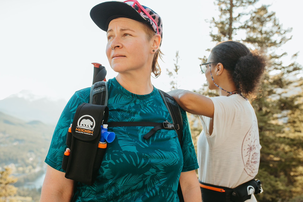 Kodiak Bear Necessities Holster Kit 225g with 6 bear bangers