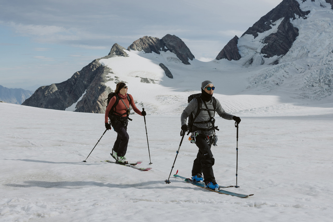 icebreaker 200 Oasis LS Crewe Thermal Top - Men's