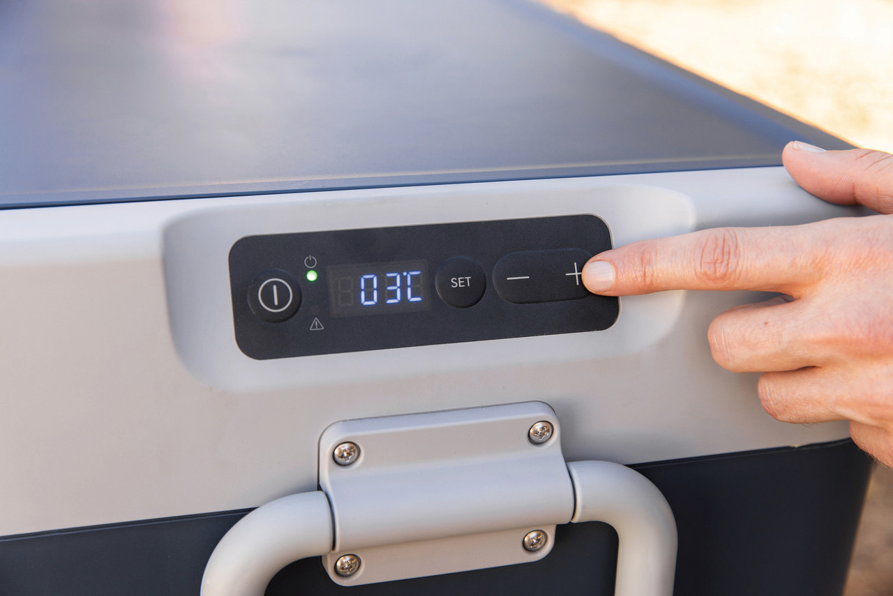 Igloo ICF Compressor 32QT Cooler