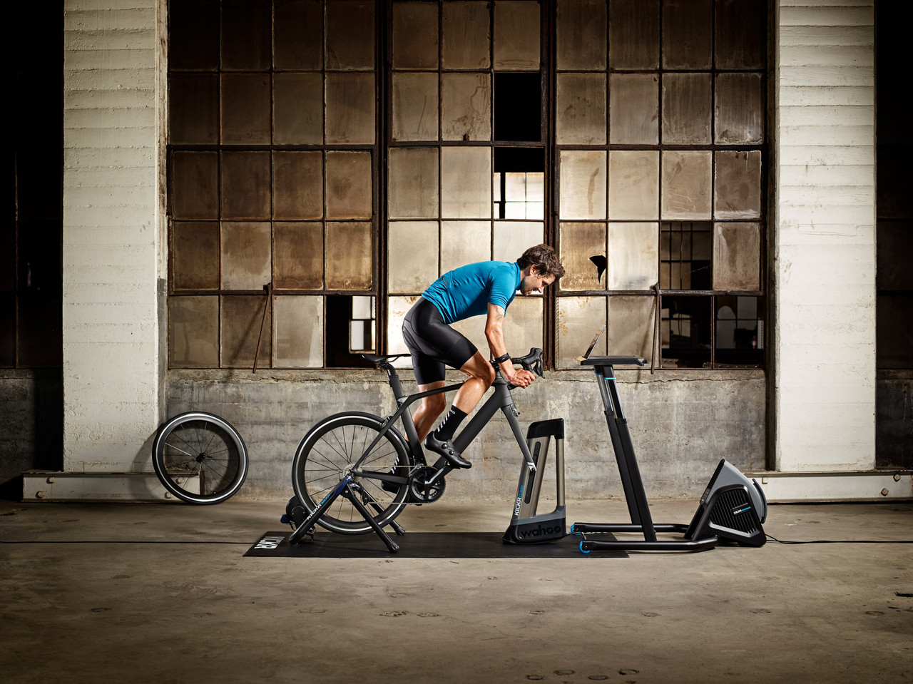 Wahoo Fitness Kickr Snap Smart Bike Trainer