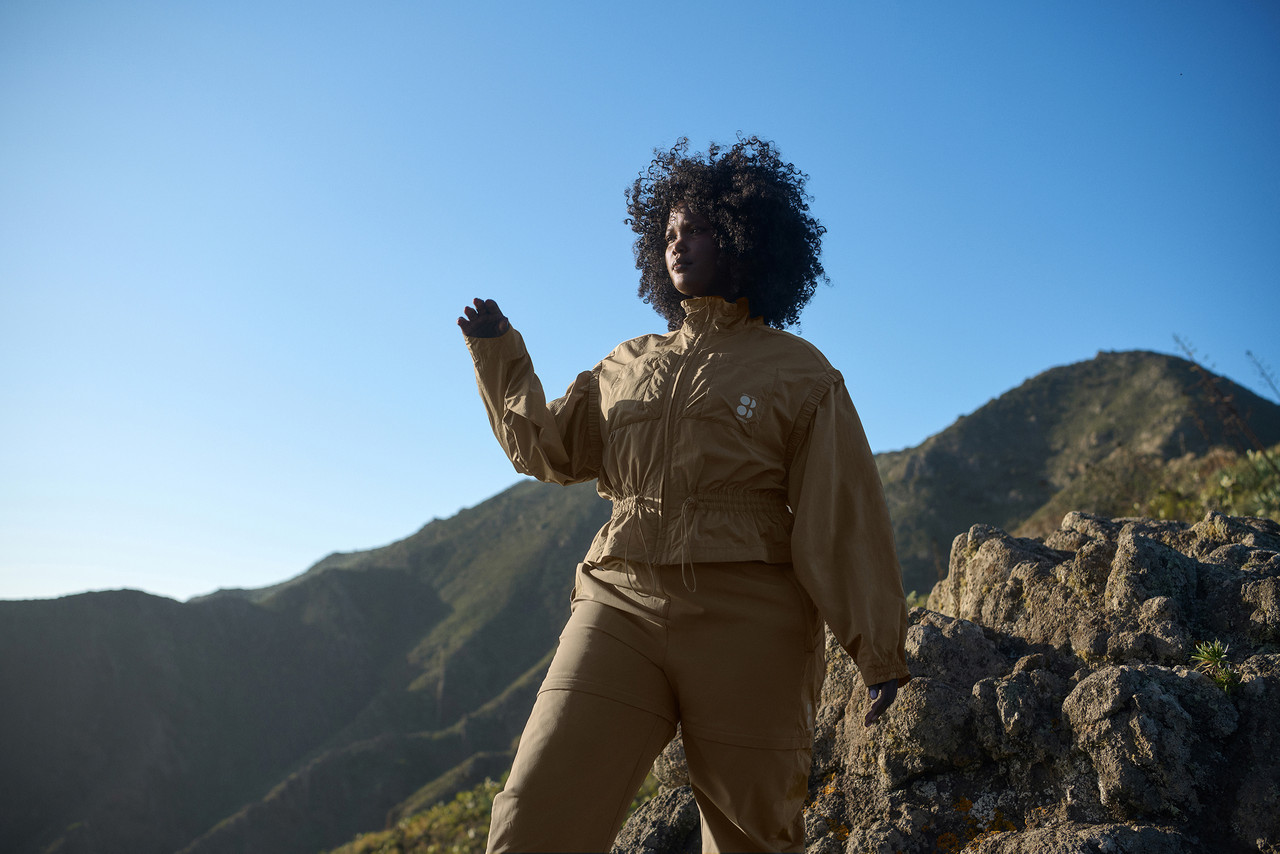 Merrell x Sweaty Betty Ascend 2 In 1 Hiking Jacket - Women's