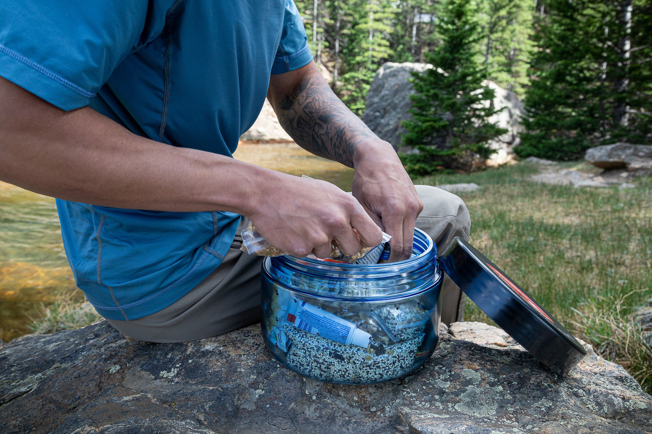 BearVault BV425 Sprint Bear Resistant Food Canister