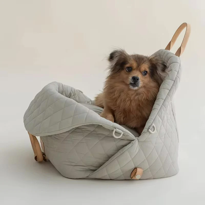 IvyLux Voyager- Premium Pet Carrier