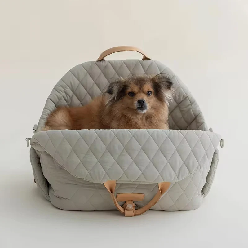 IvyLux Voyager- Premium Pet Carrier