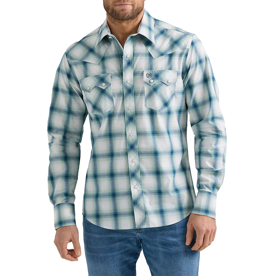 Wrangler Men's Retro Plaid Long Sleeve Snap Shirt